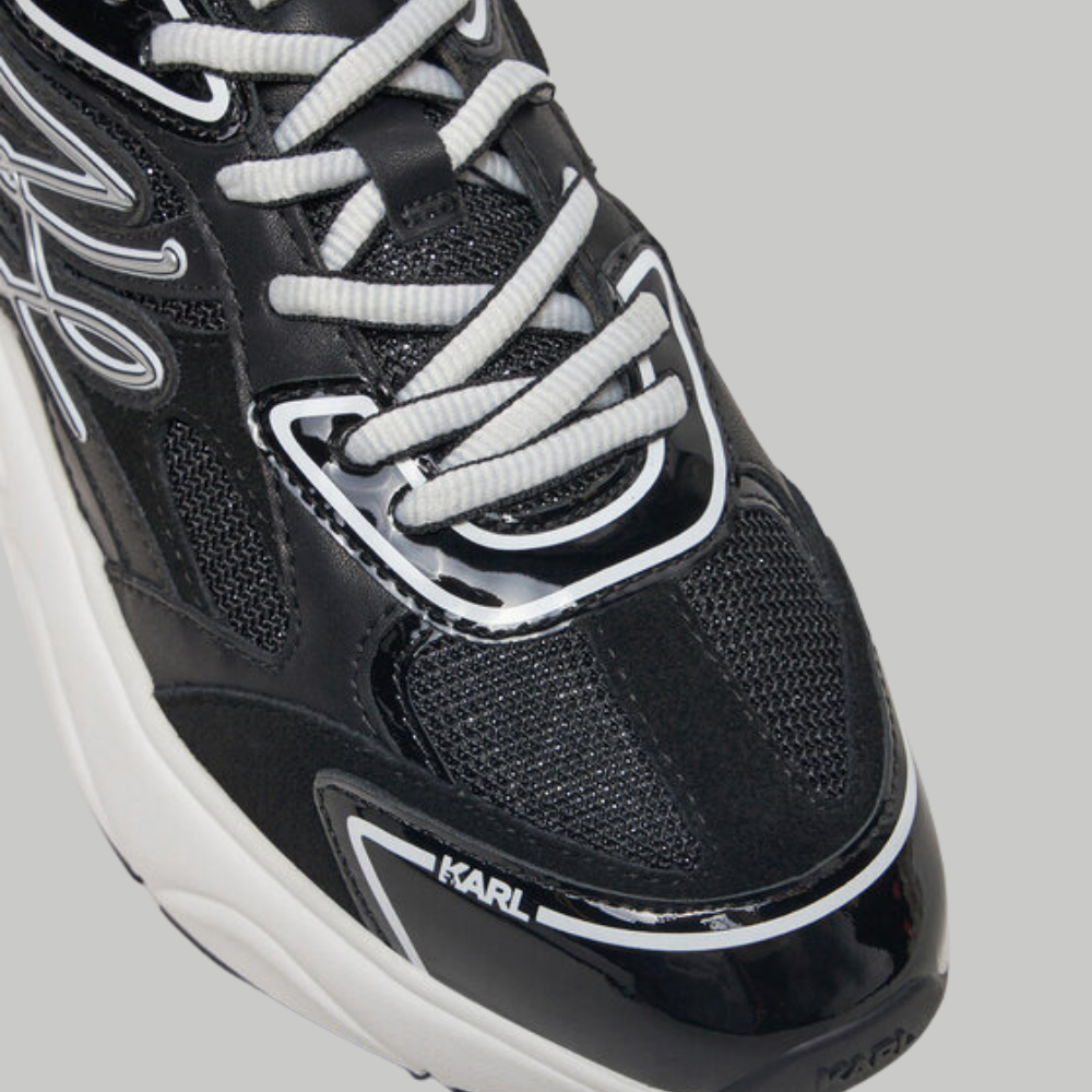 Komet Sneakers