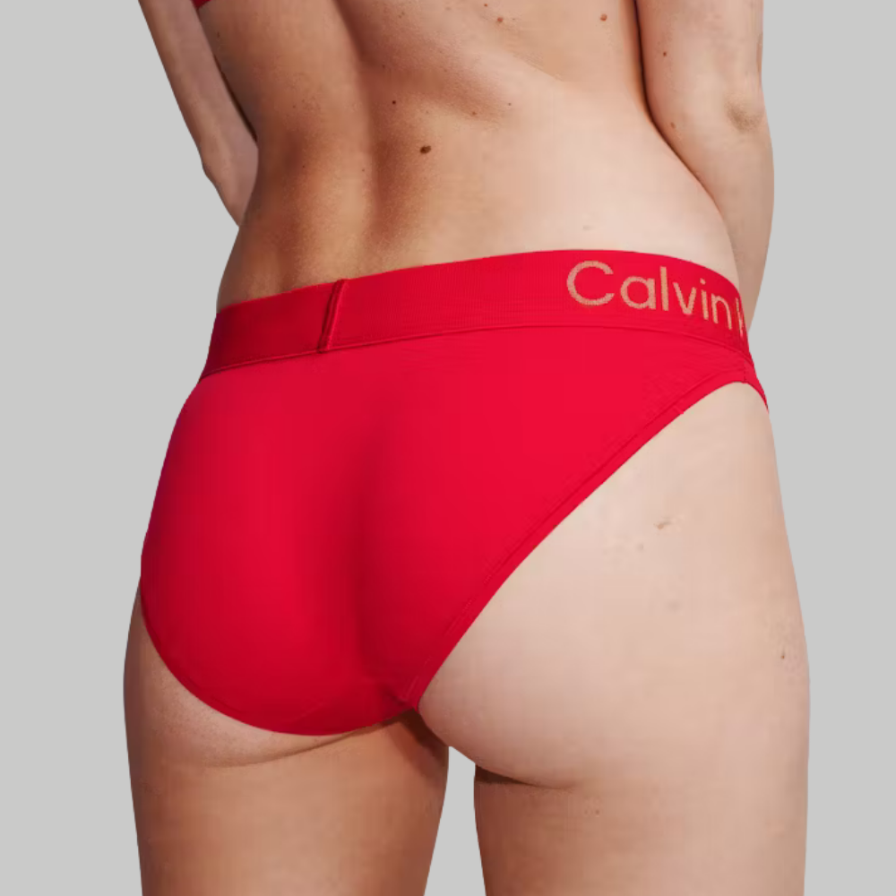 CK woman briefs